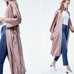 Aritzia Wilfred Pilier Satin Jacket XXS